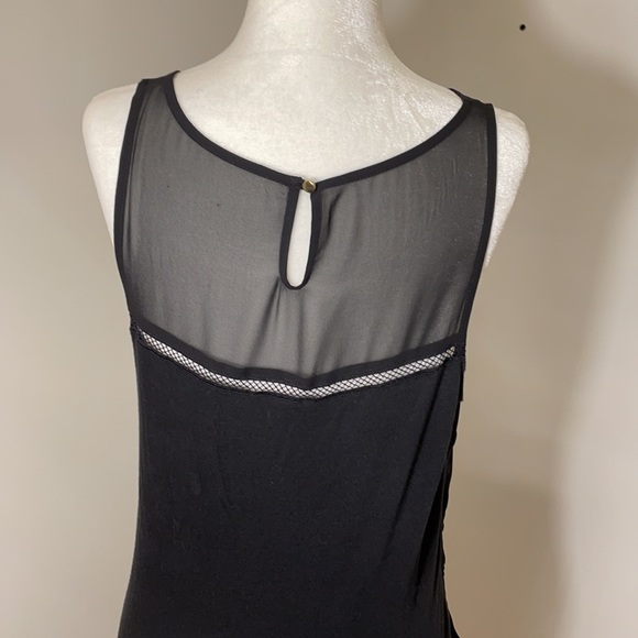 Express asymmetrical detailed tank top $14 - Picture 9 of 12